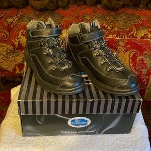 Dr. Comfort High Top Sneakers